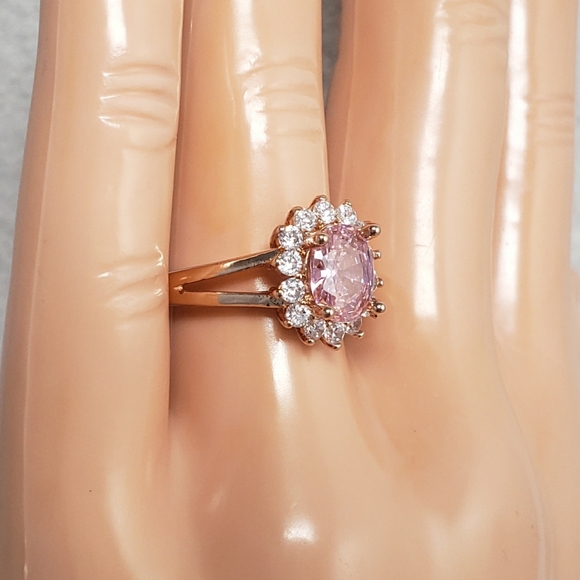 18k Rose Gold Pink Ring - Picture 8 of 8